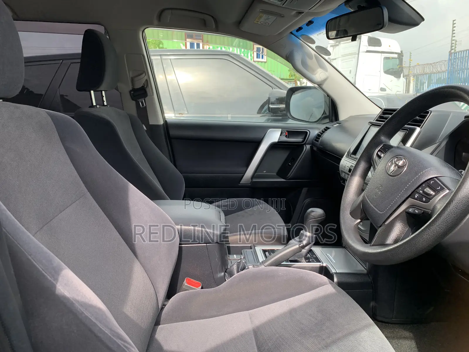 Toyota Land Cruiser Prado 2.8 2018 Green