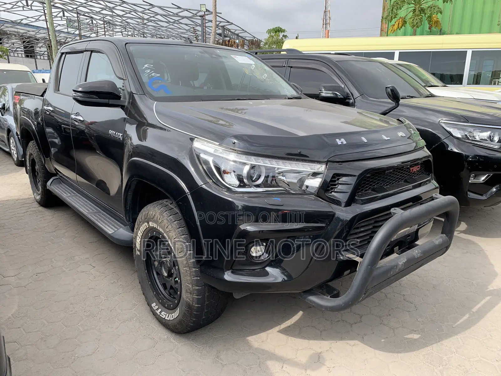 Toyota Hilux Revo Double Cab Deisel 2.4 AWD 2018 Black