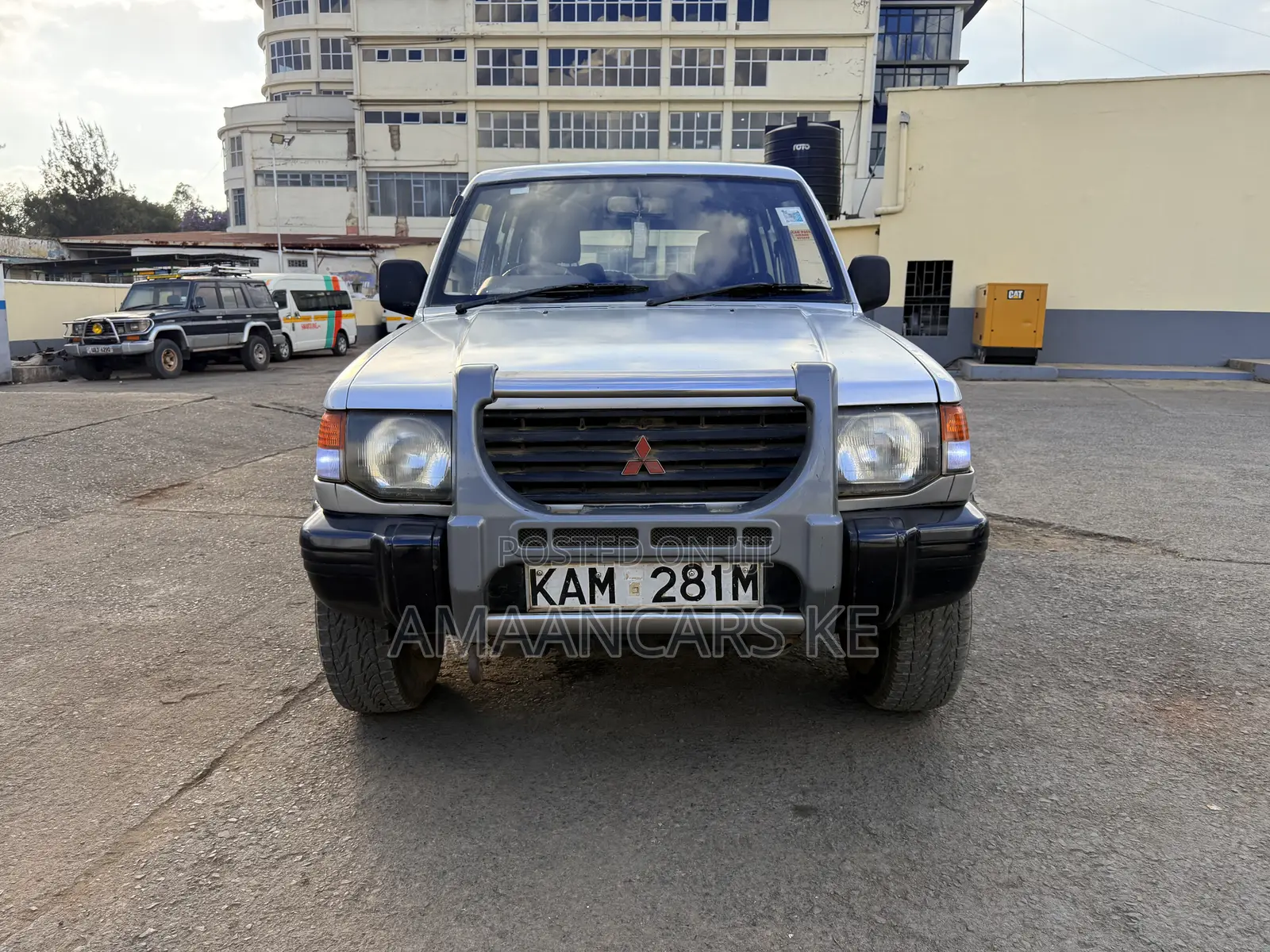 Mitsubishi Pajero 1999 Silver