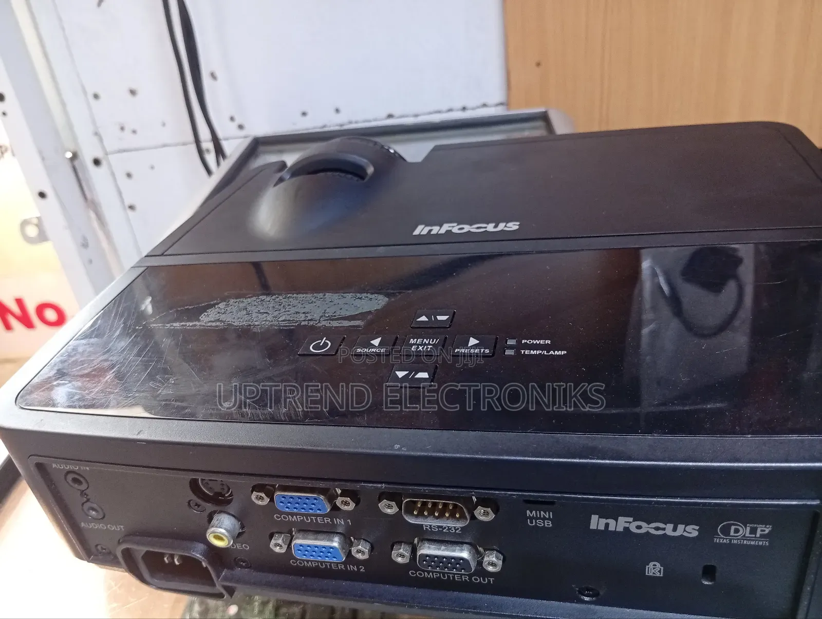 Infocus In112 Projector – Bright, Sharp Budget-Friendly!