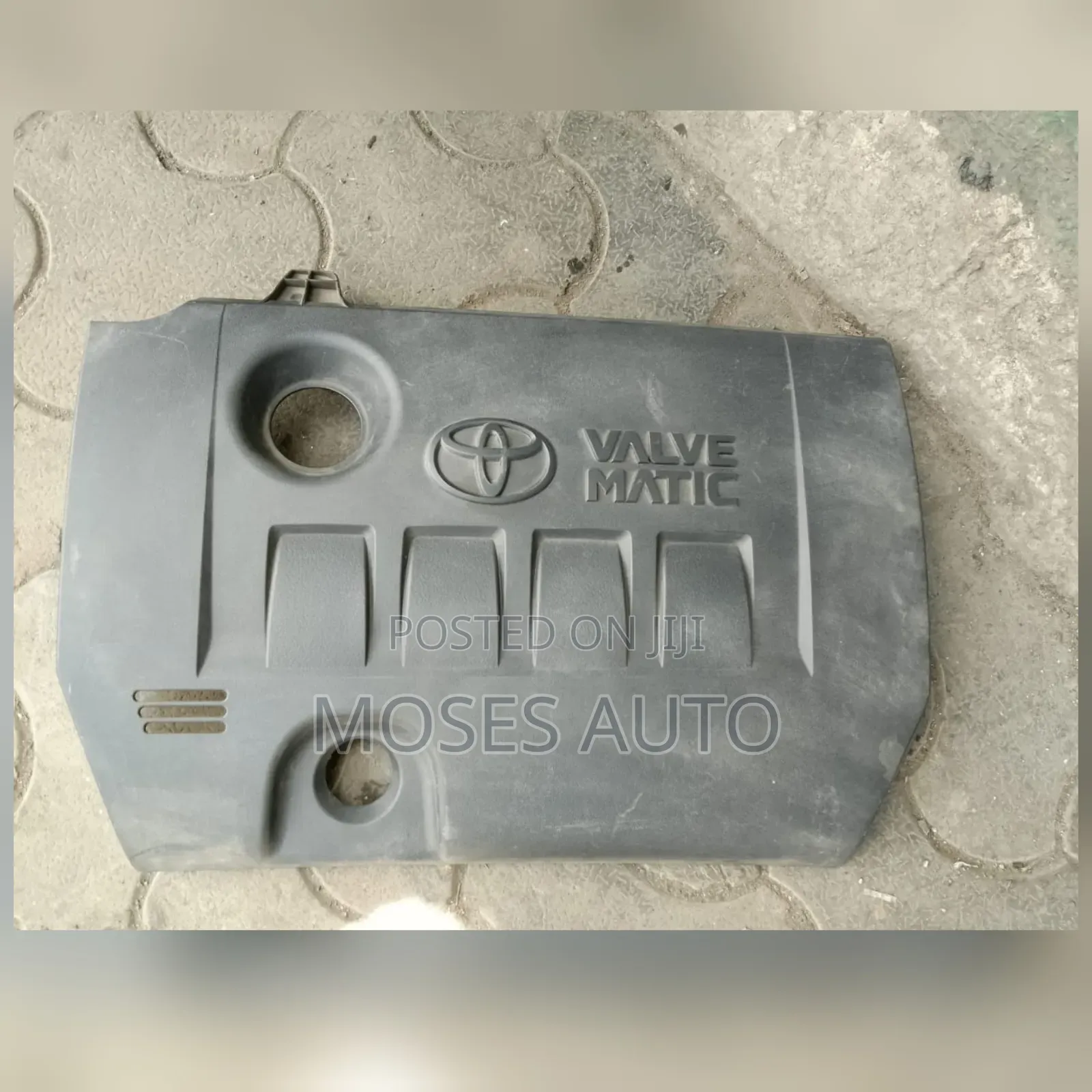 Valve Matic/Engine Cover Toyota Voxy/Noah