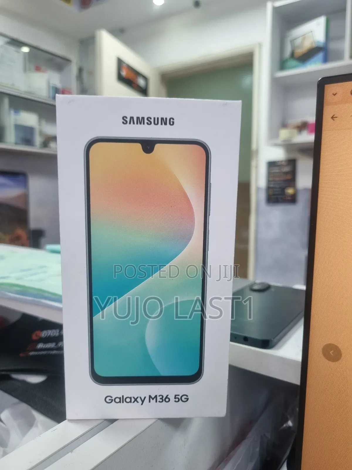 New Samsung Galaxy M36 5G 128 GB Orange