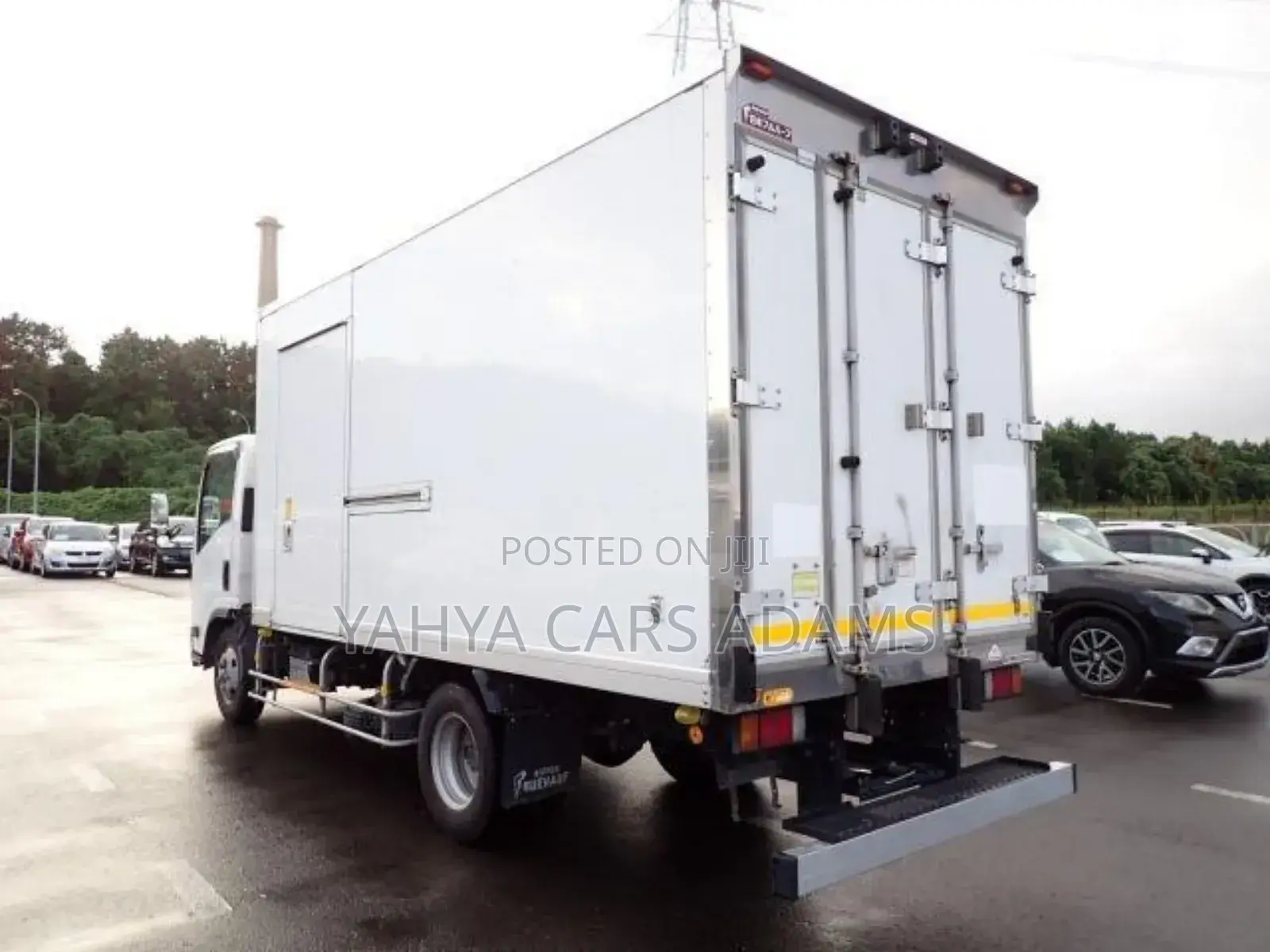 Isuzu Elf 2020