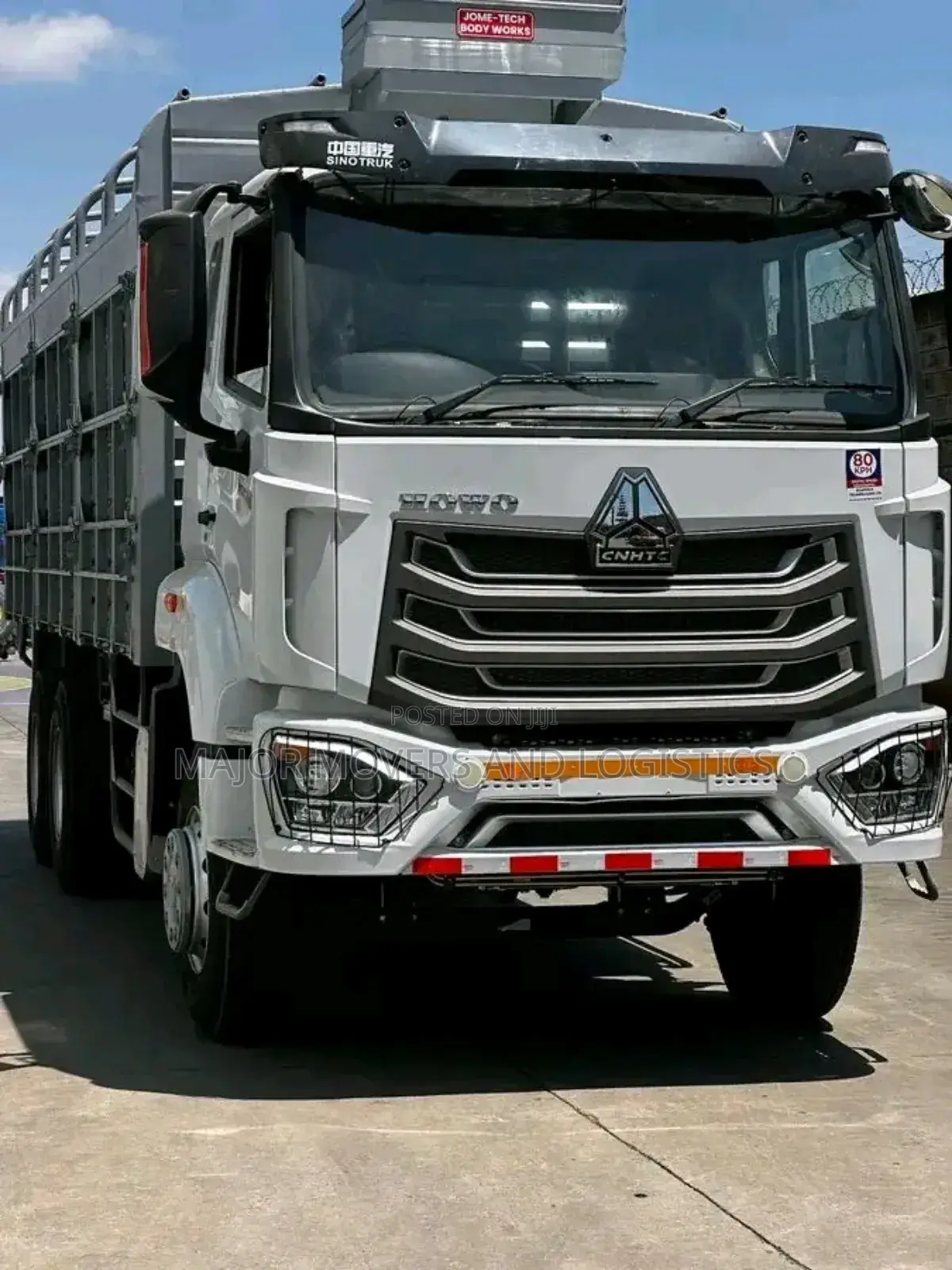 Trucks/Lorries for Transportation and Errands Are Readily Available
