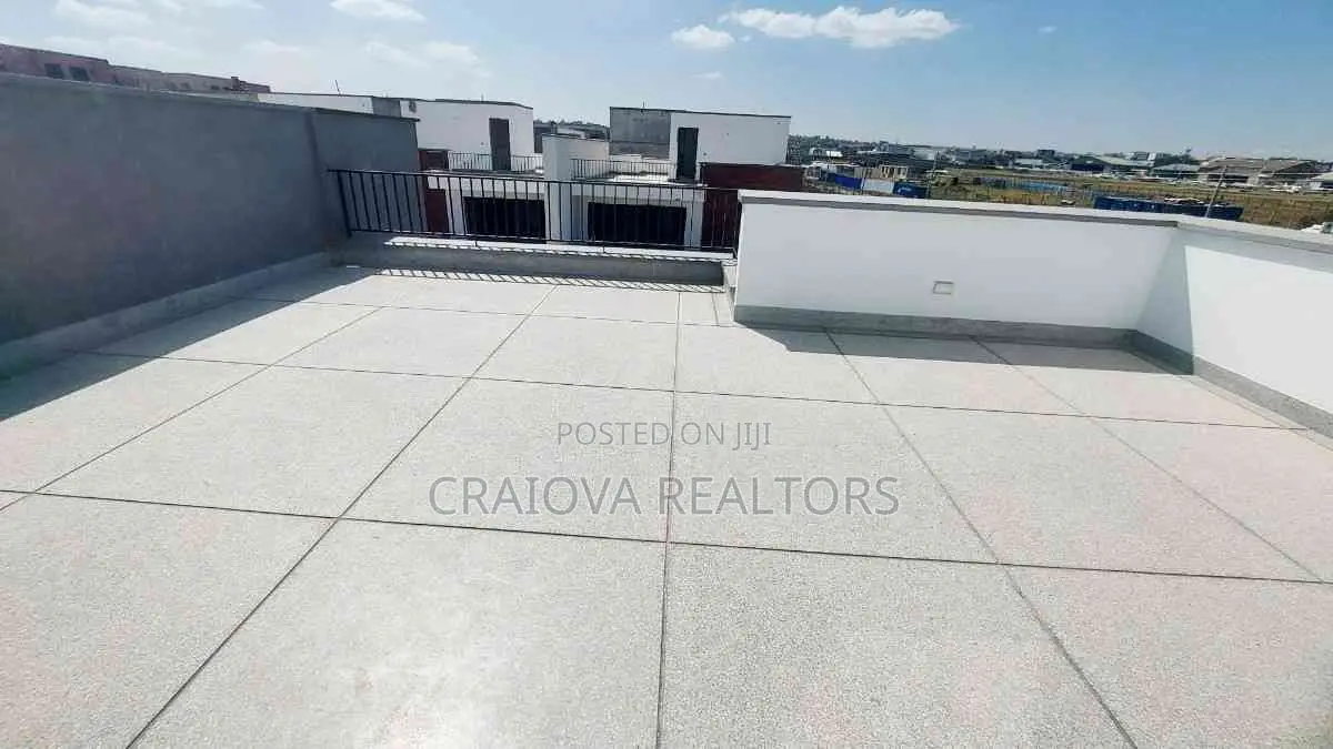 4bdrm Townhouse/Terrace in Langata for sale