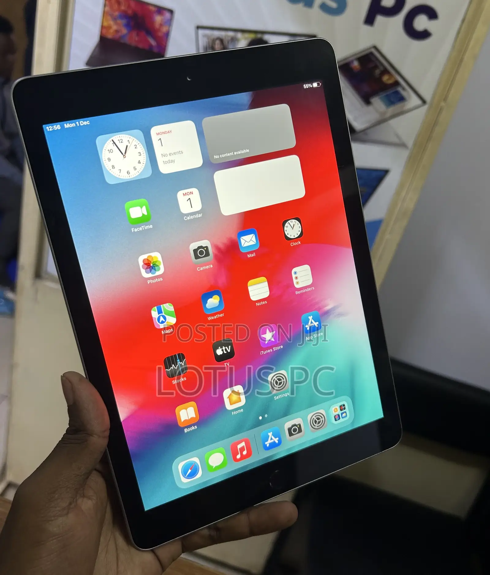 Apple iPad 9.7 128 GB Gray