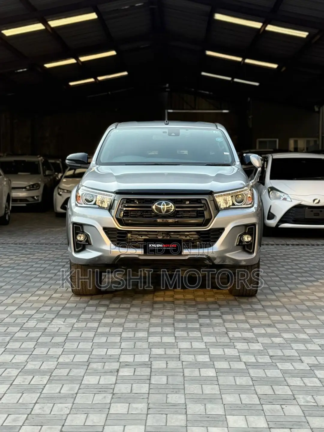 Toyota Hilux 2019 Silver