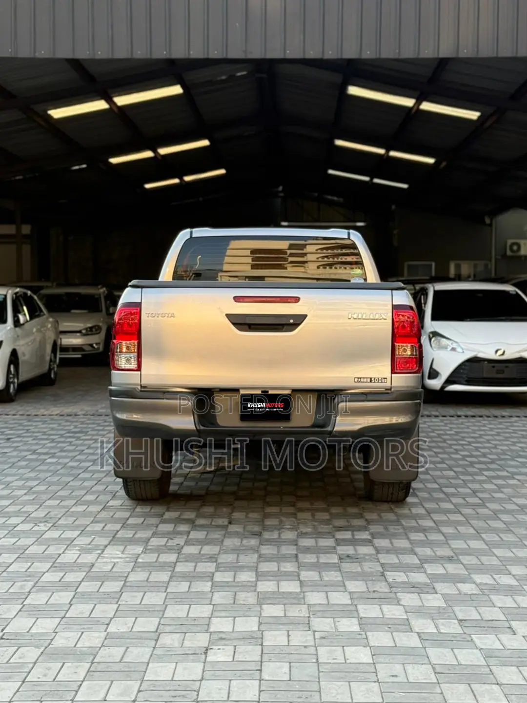 Toyota Hilux 2019 Silver