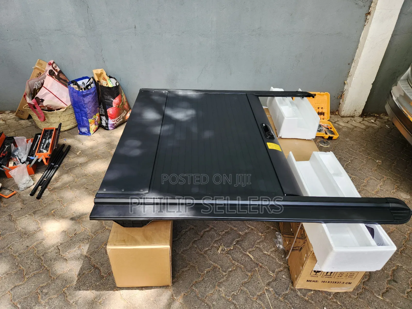 Hilux Double Cab With This High-Quality Manual Roller Shutter,