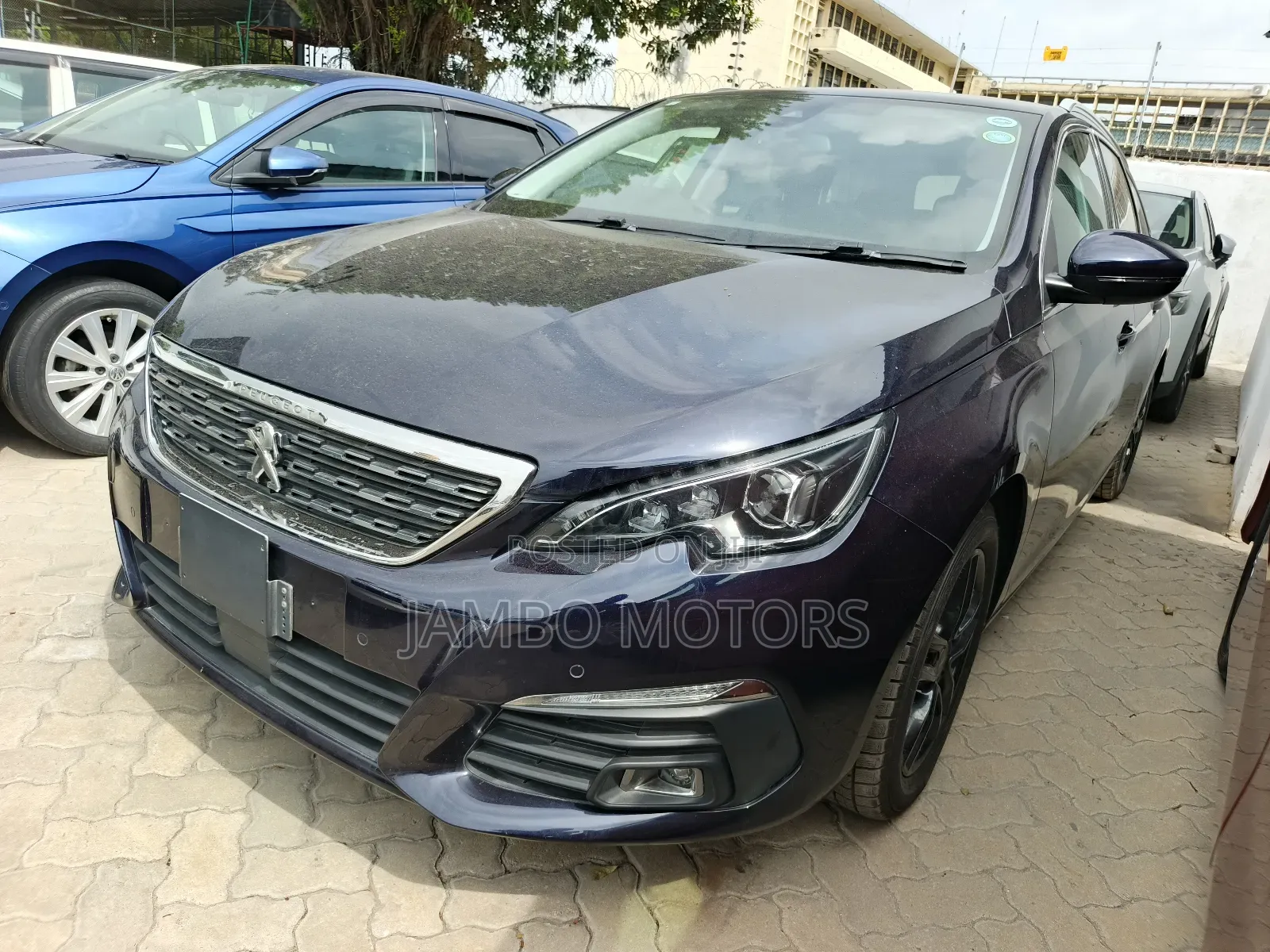 Peugeot 308 2019 Purple