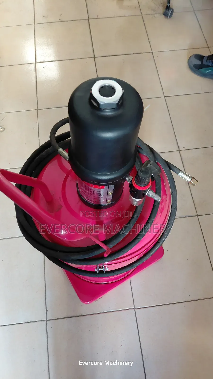 Commercial Pneumatic Grease Pump Machine 60litres Capacity.