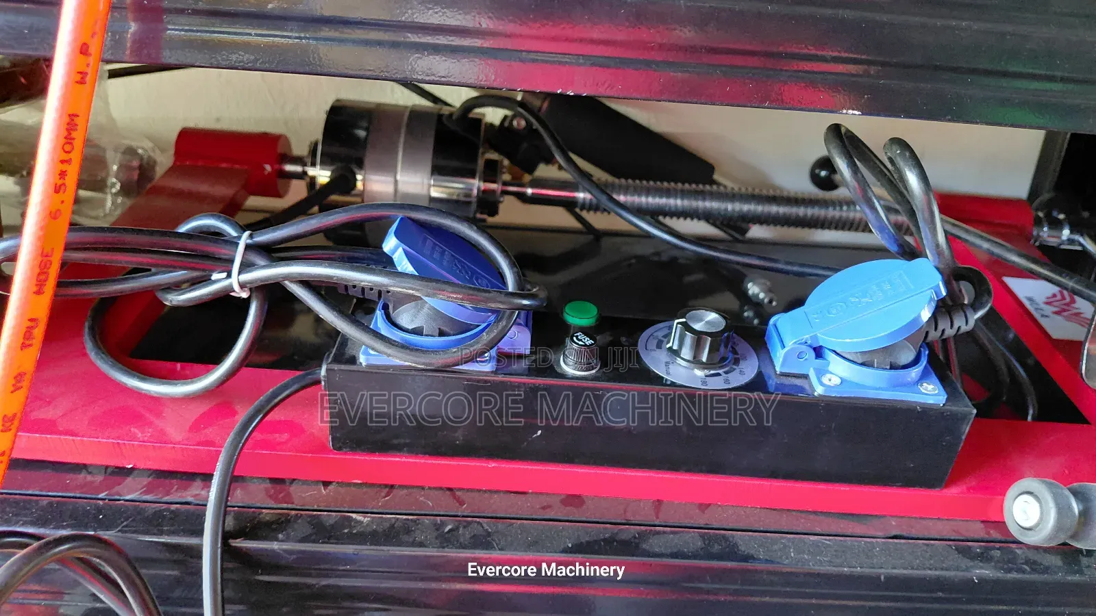 Commercial Electric Truck Vulcanizer Machine With Accessories.