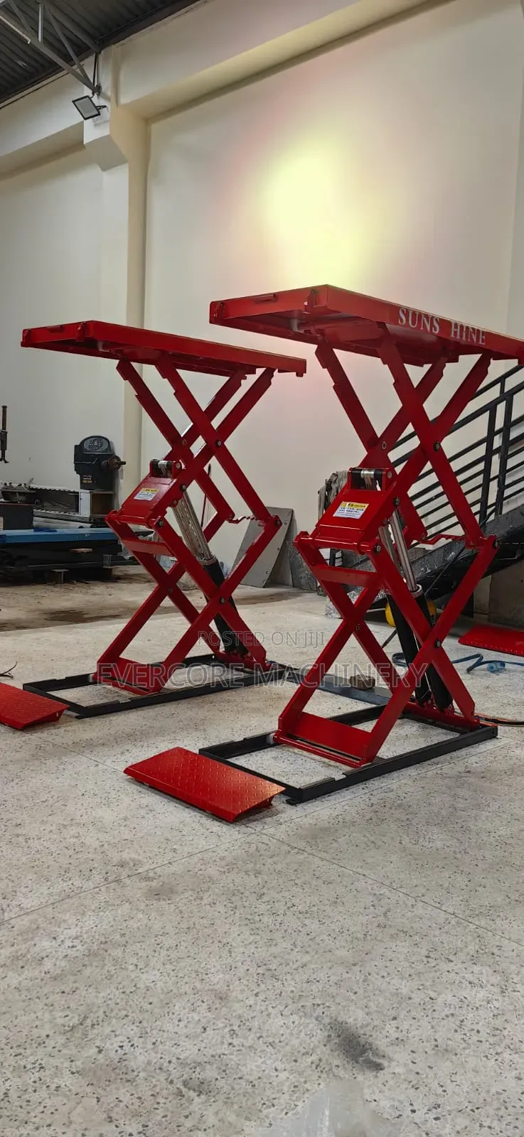 Commercial 4tonne Highrise Scissor Lift Machine.
