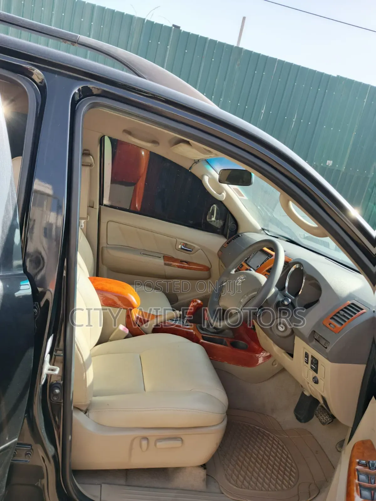 Toyota Fortuner 3.0 D AWD 2010 Black