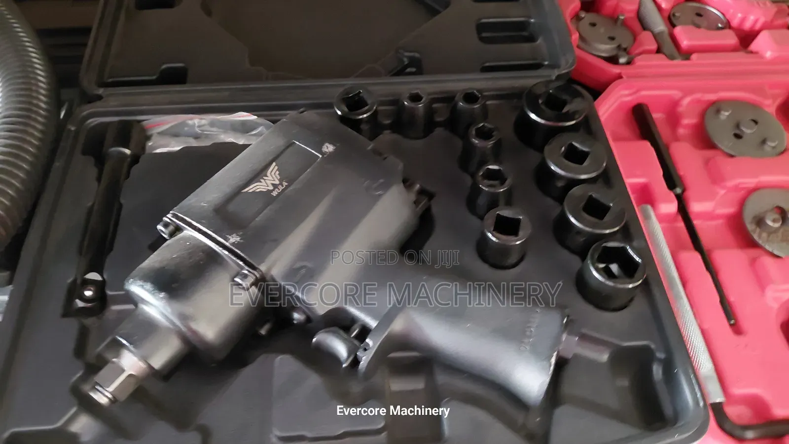 Heavy Duty Air/Pneumatic Impact Wrench Half Inch.