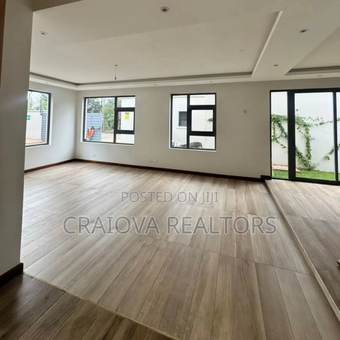 6bdrm Townhouse/Terrace in Lavington for sale