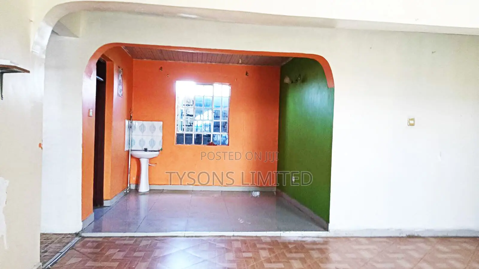 3bdrm Bungalow in Mutungoni Road, DayStar Area for sale