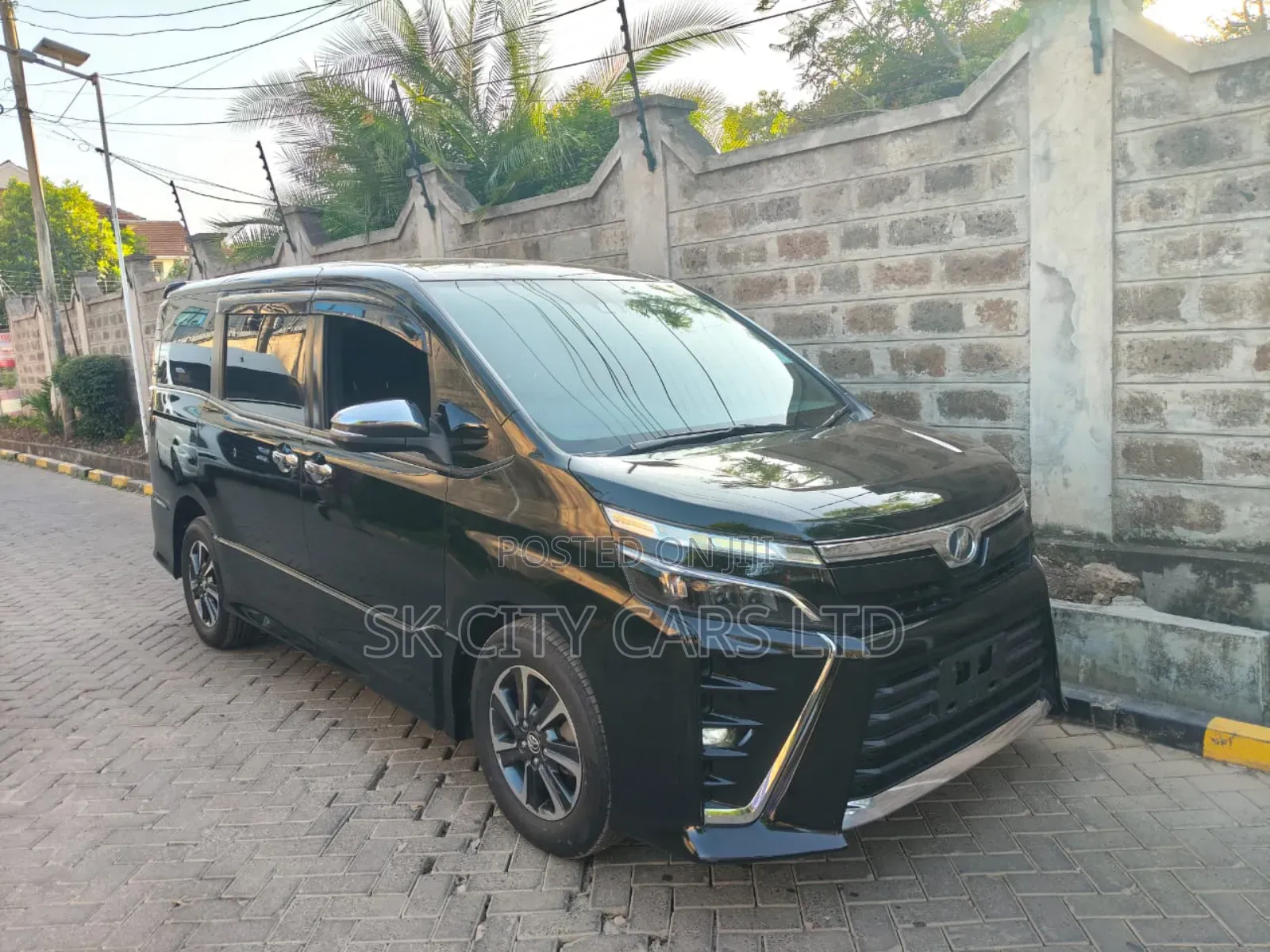 Toyota Voxy 2018 Black