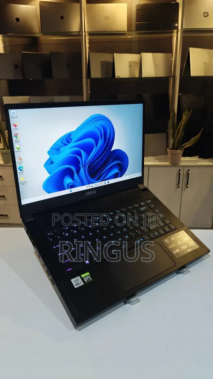 Laptop MSI GS63 Stealth 8RE 16GB Intel Core I7 SSD 1T