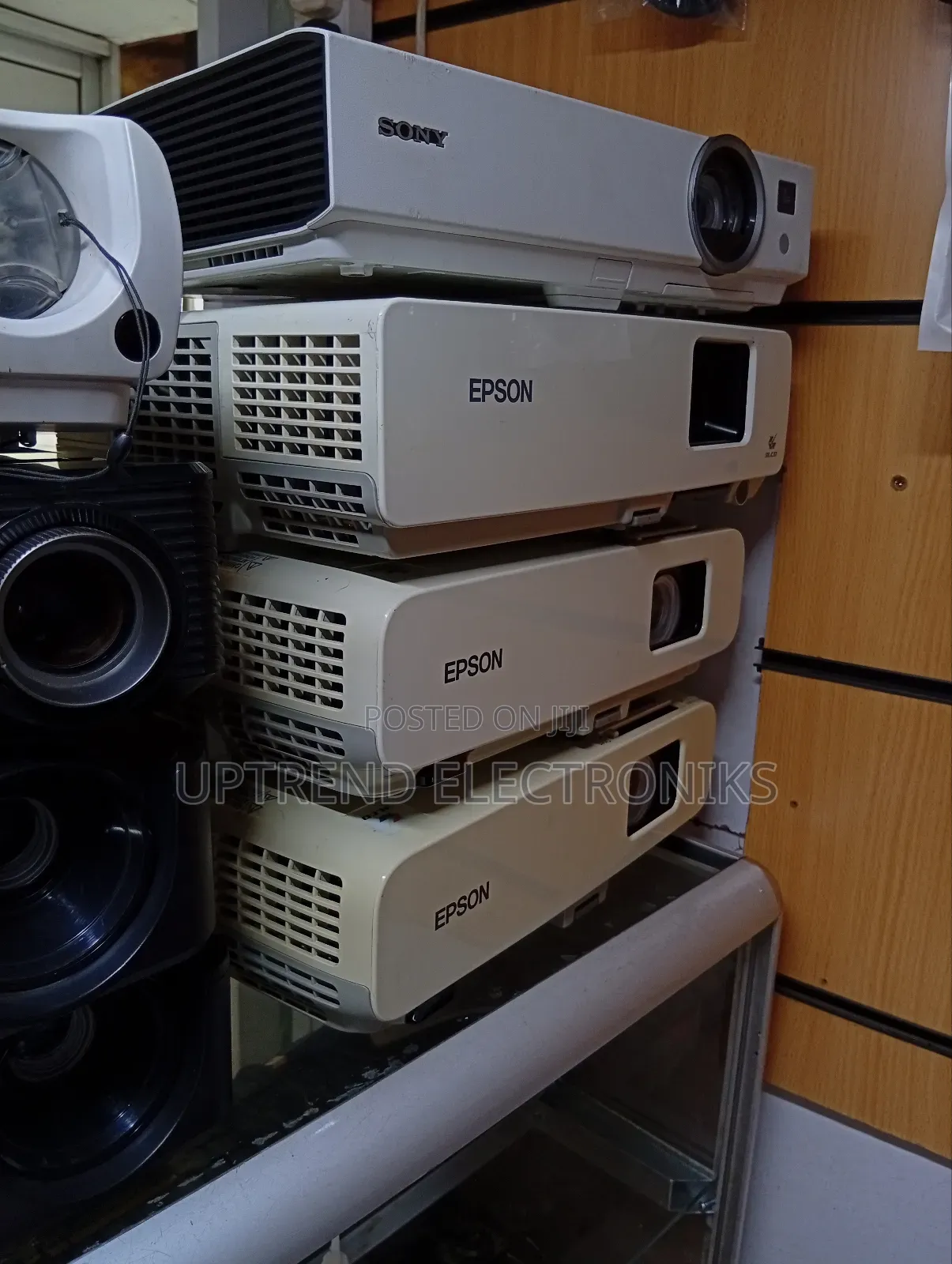Premium Projector for Hire – Make Your Event Stand Out!