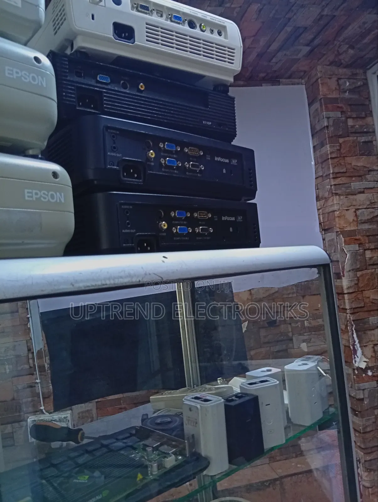 Bright Hd Projector for Hire – Perfect for Indoor Outdoor Use