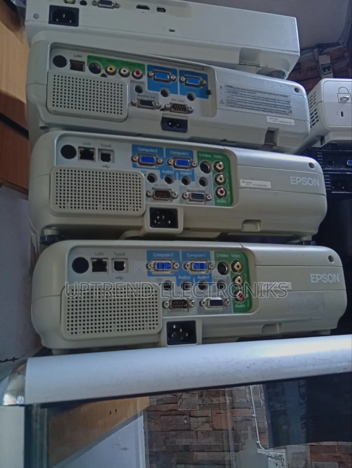 Ex-Uk Refurbished Projector – Perfect for Home Office