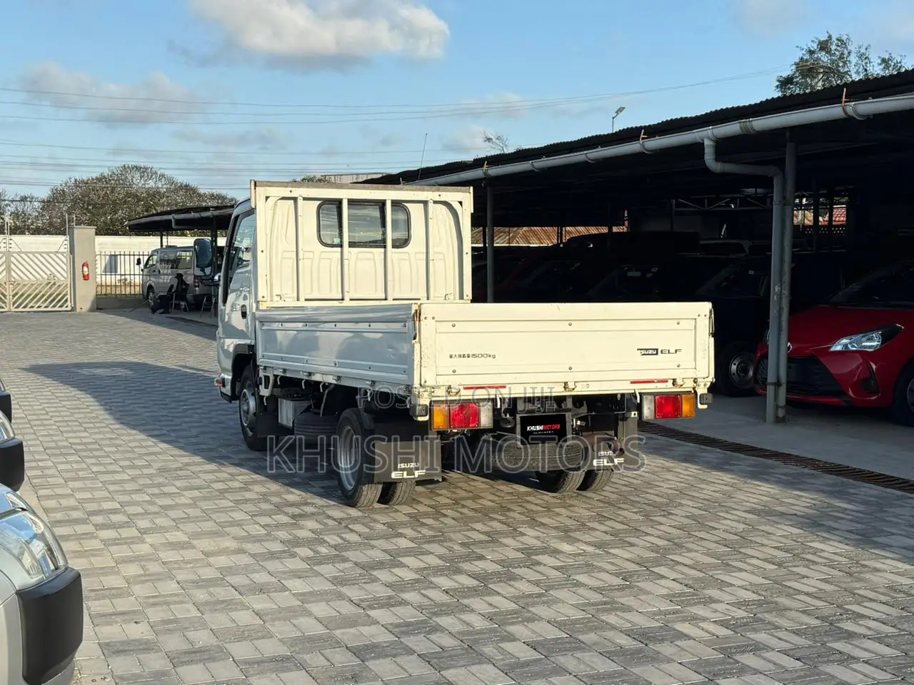 Isuzu Elf 2018
