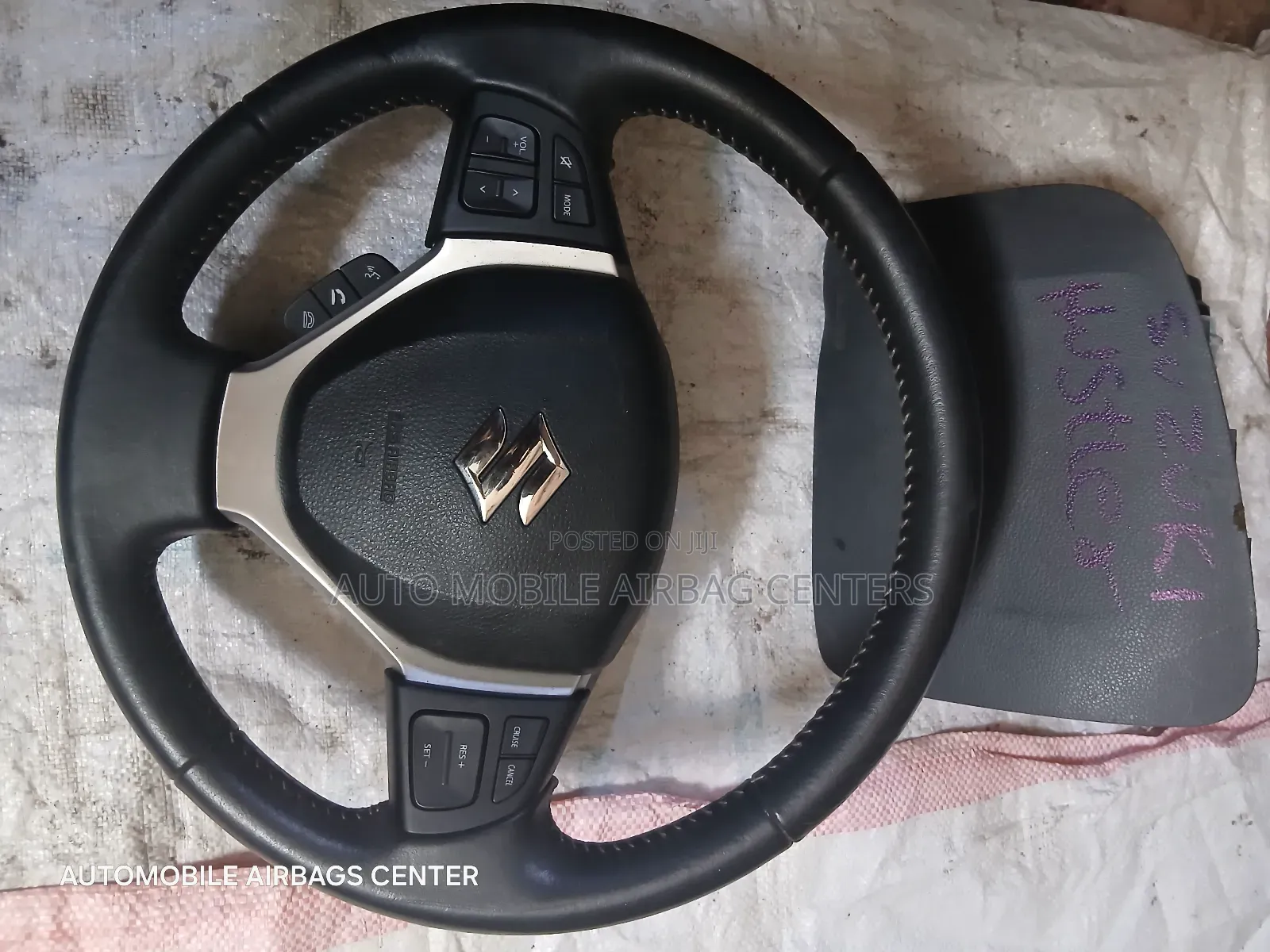 Suzuki Hustler Dashboard and Steering Airbags
