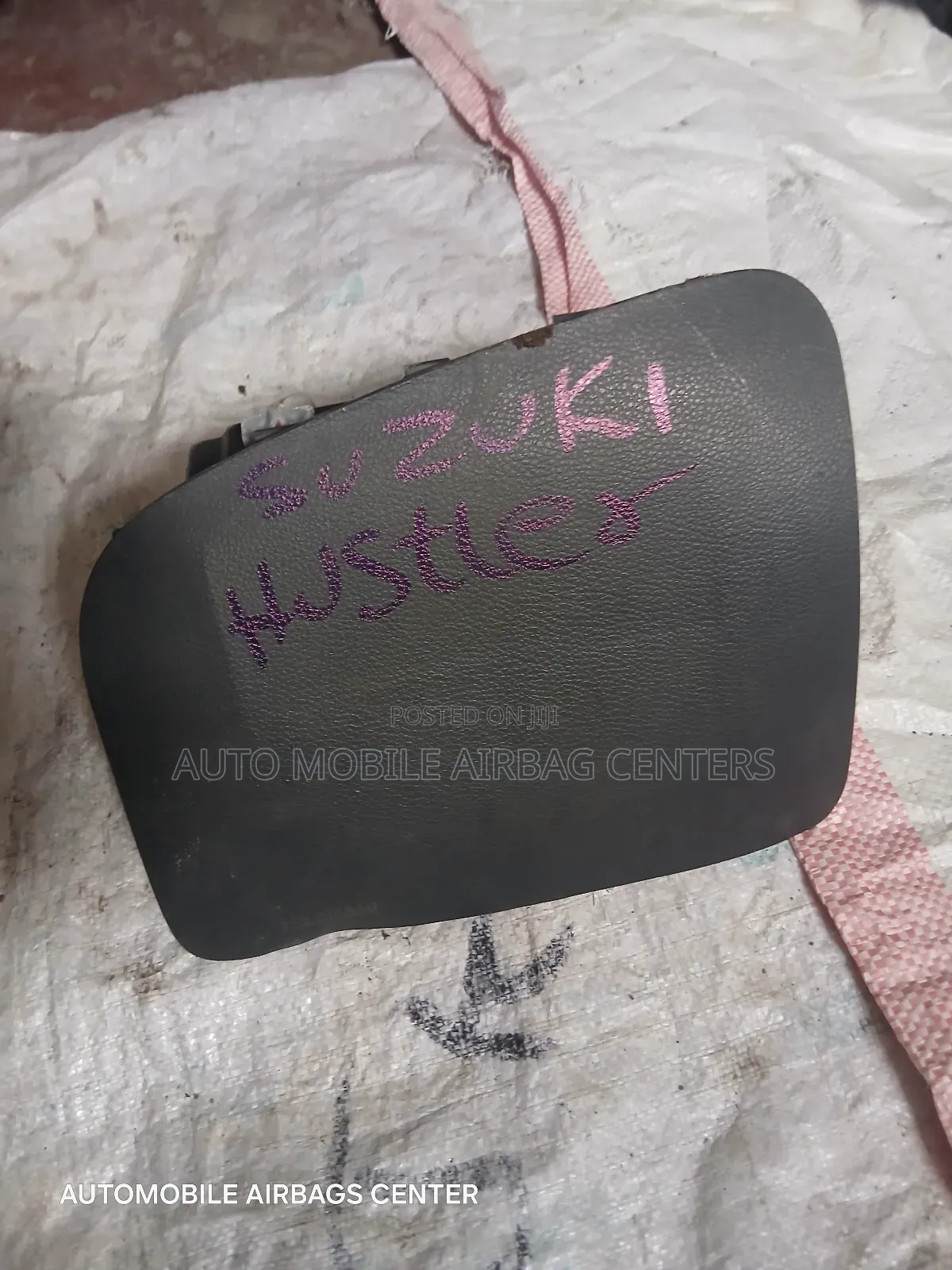 Suzuki Hustler Dashboard and Steering Airbags