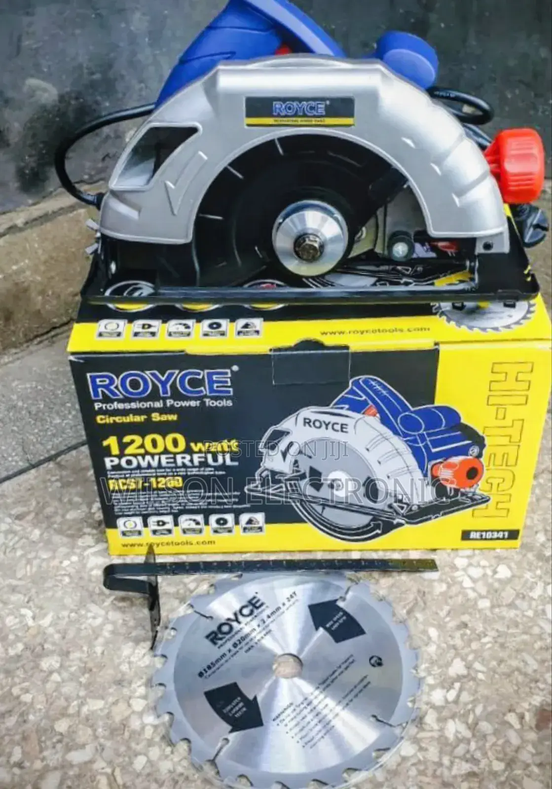 Royce Circular Saw With Blades. 7 Inches