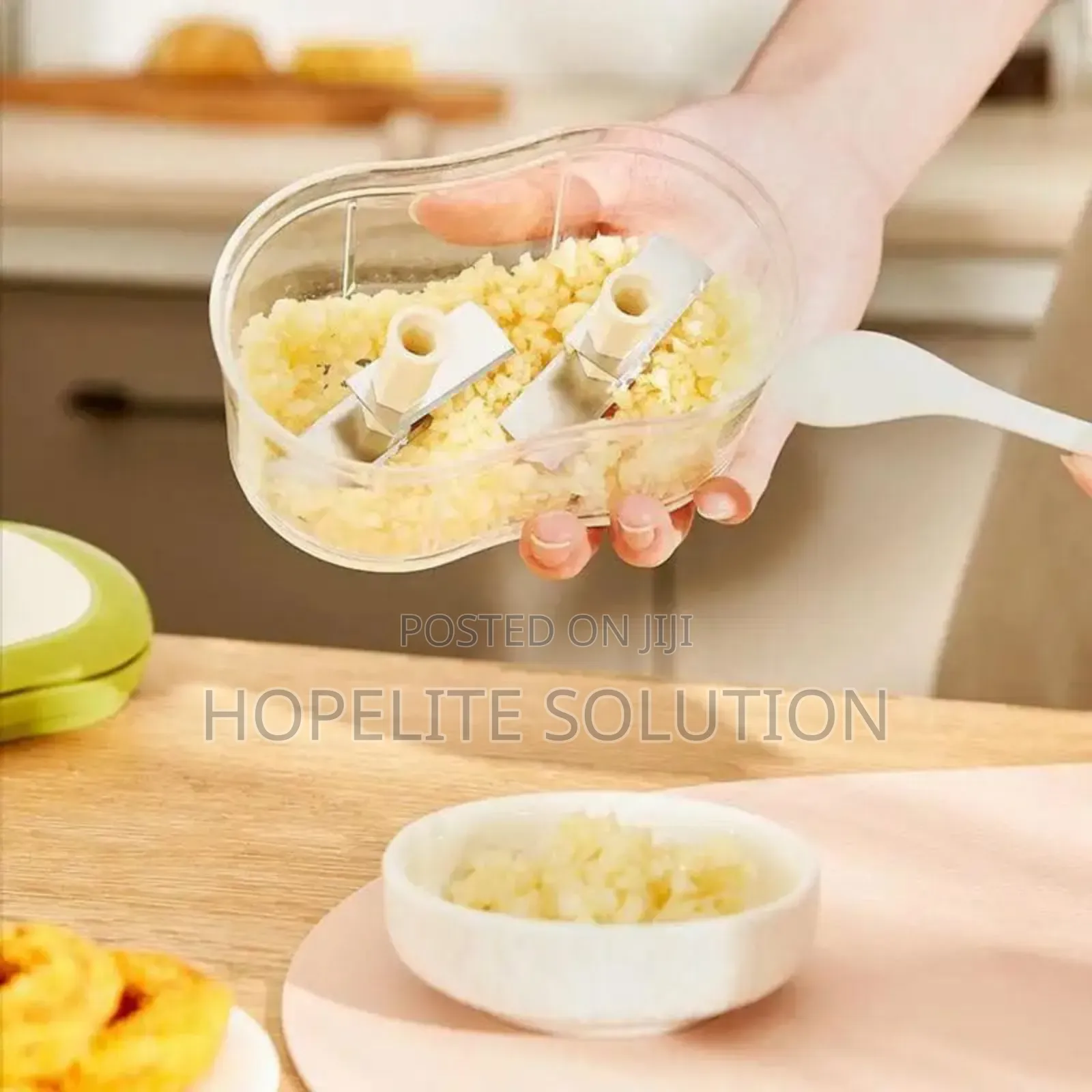 Fast Cutting Garlic Cutter