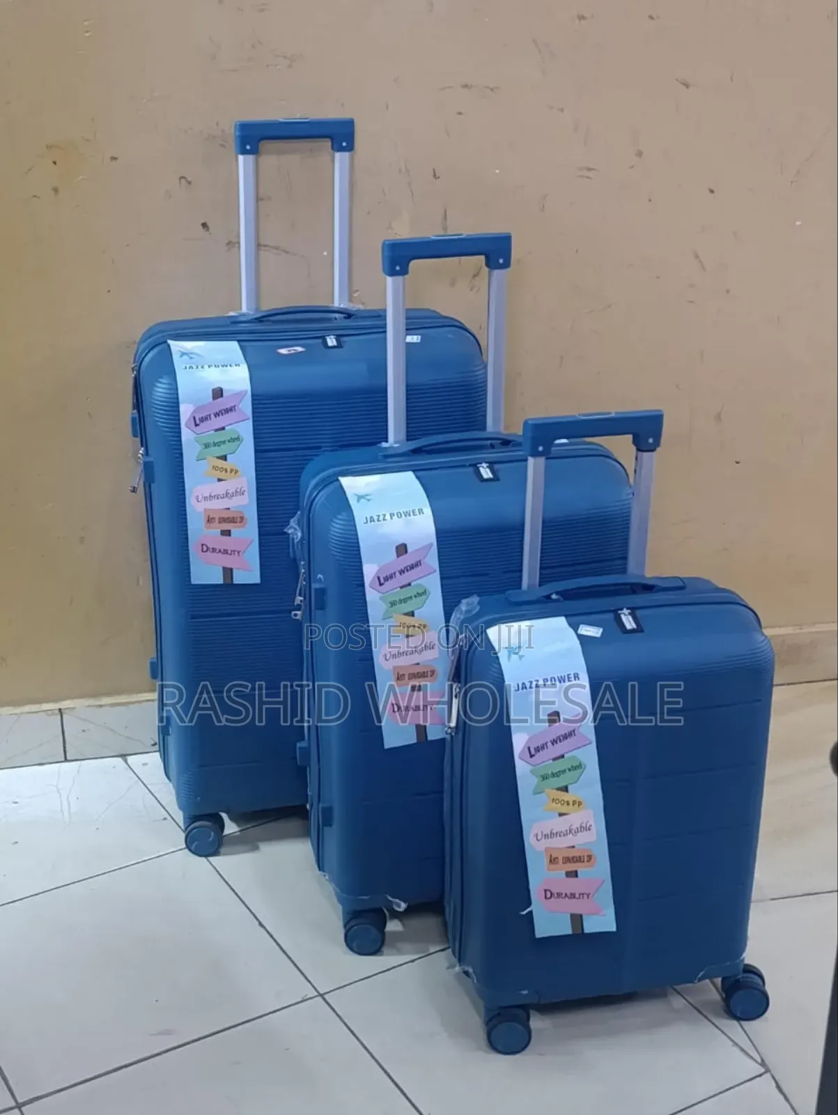 Travelling Suitcase 3in1 3pcs With Zipper. Size 3