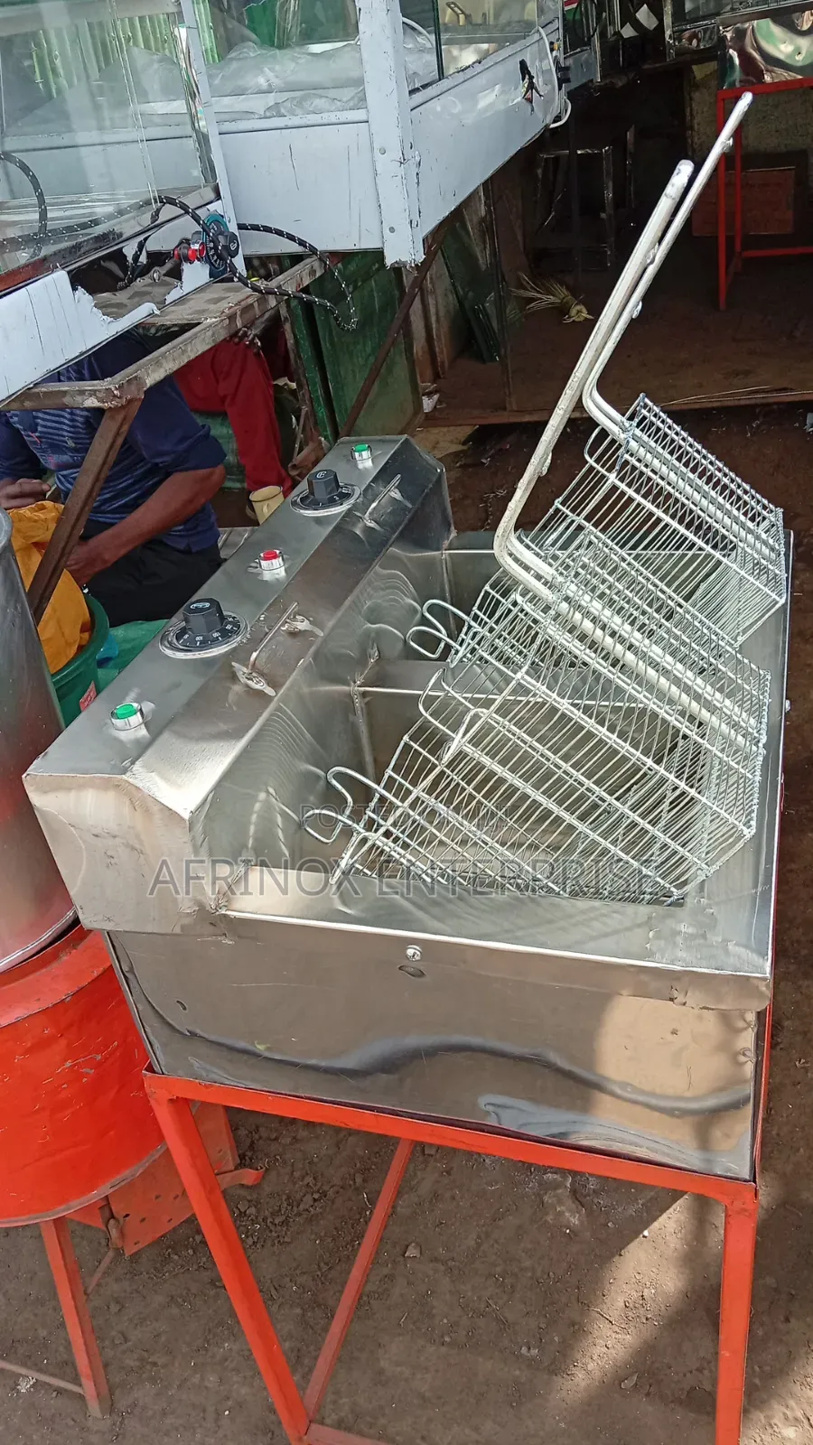 Heavy Duty Double Well Fryer
 13 + 13 Litres Electric Deep Fryer