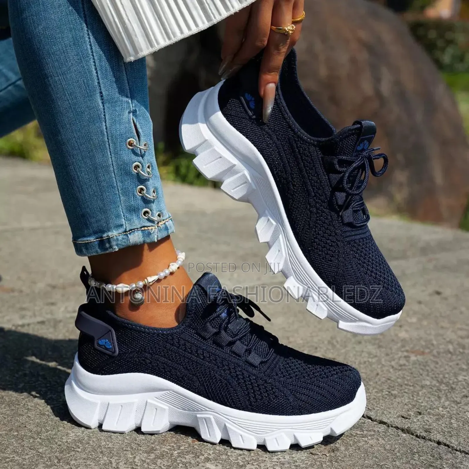 Ladies Cute Breathable Sneaker
