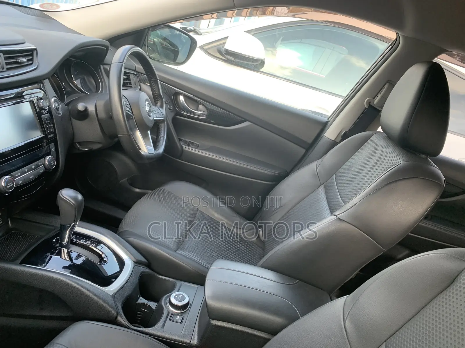 Nissan X-Trail 2.0 Petrol FWD 2018 Black