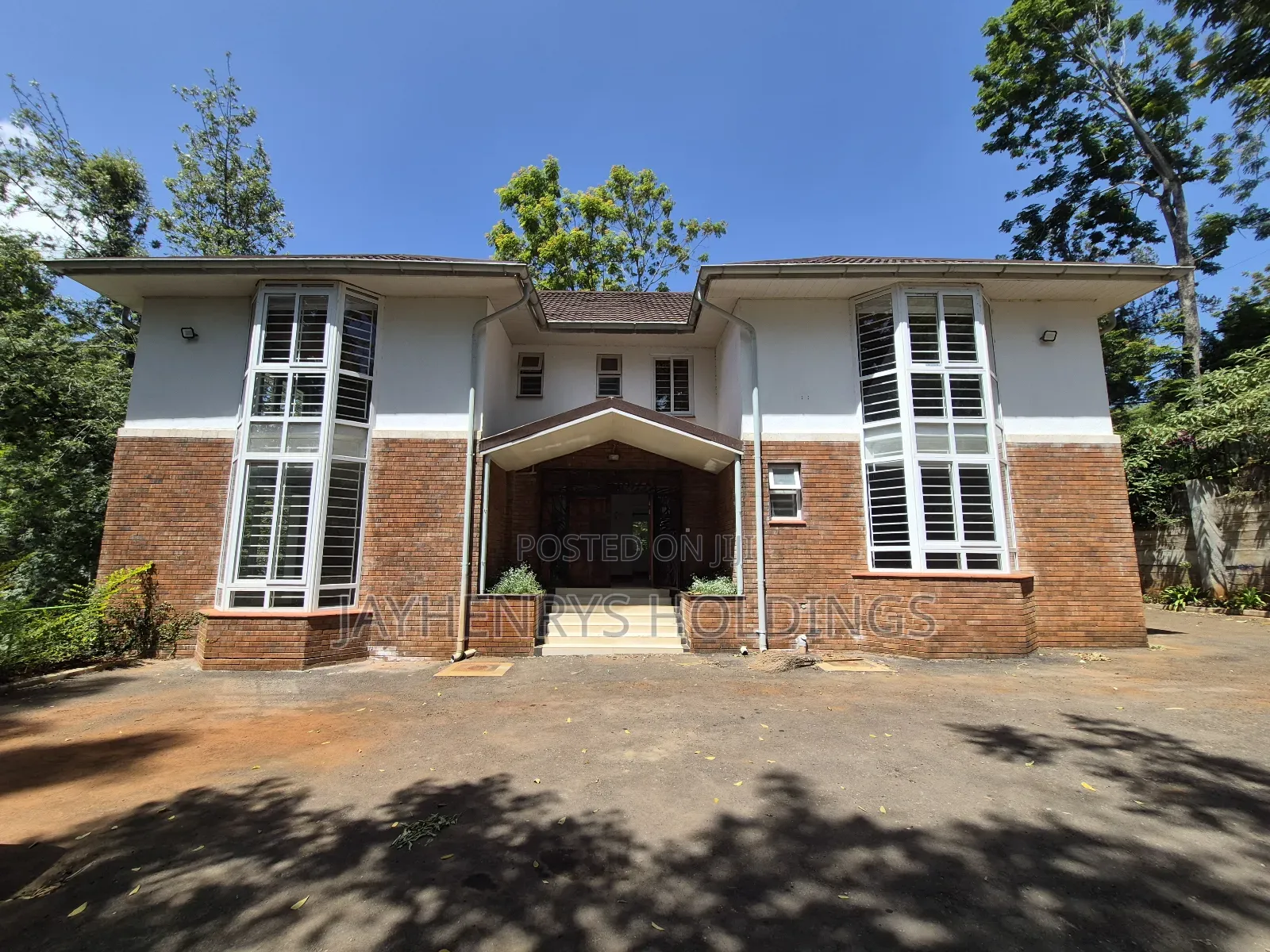 5bdrm House in Rosslyn for rent