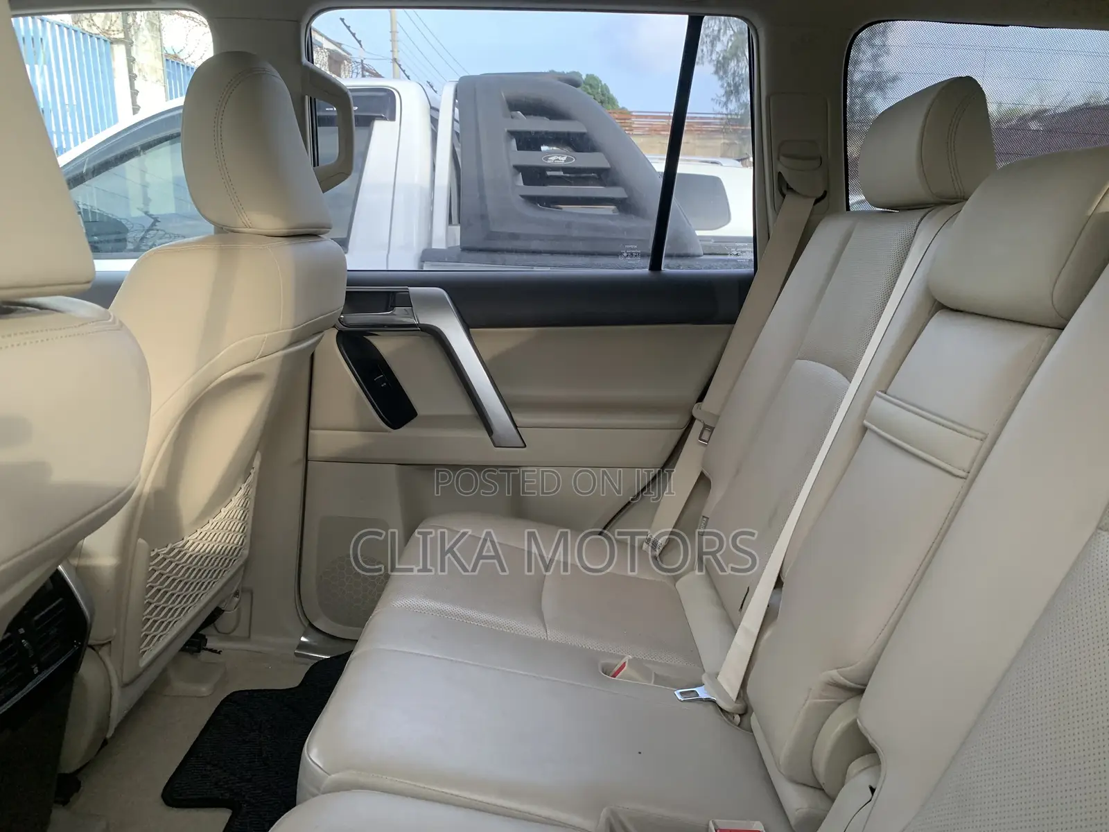Toyota Land Cruiser Prado 2.8 2018 Off white