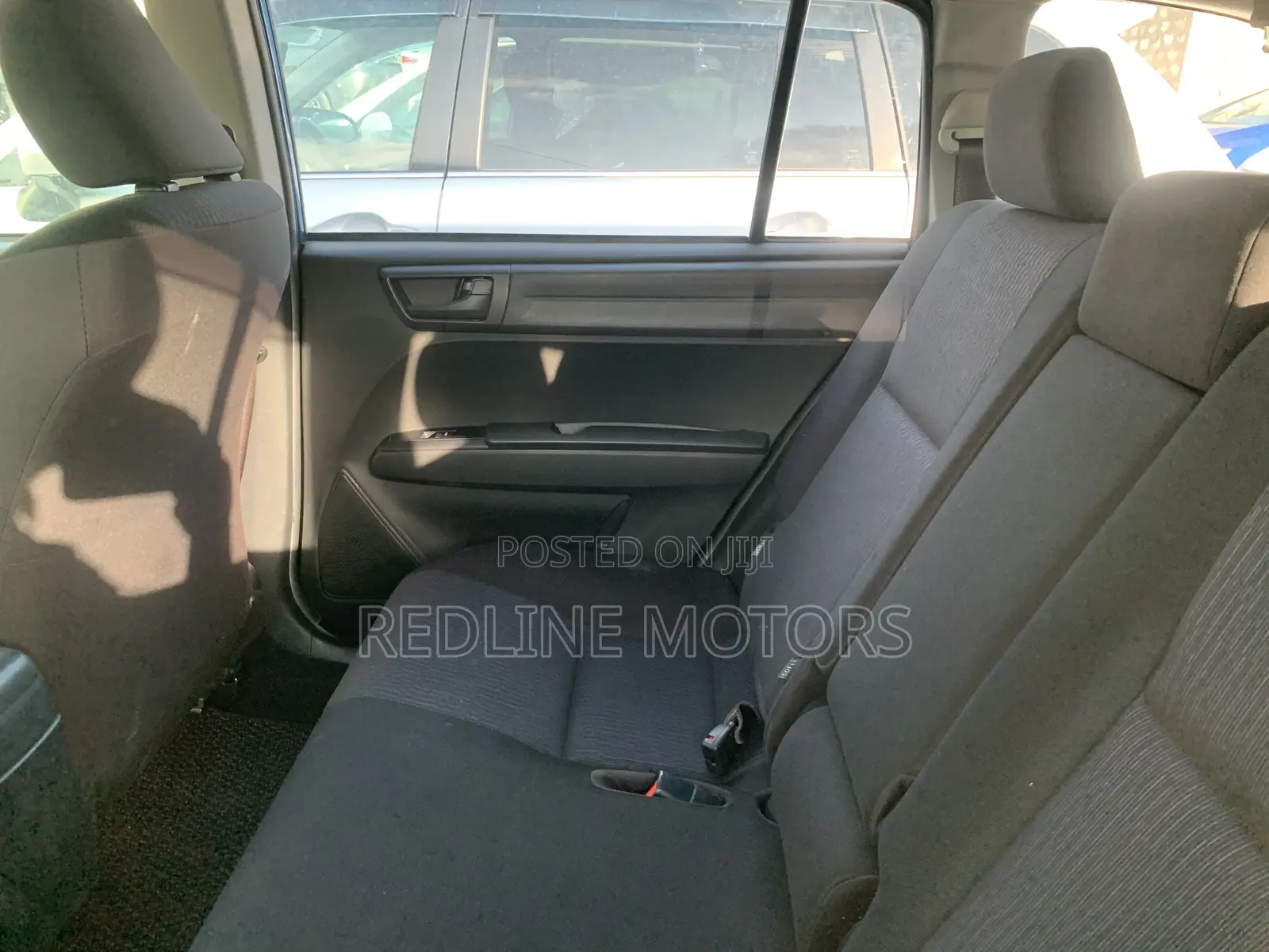 Toyota Corolla Fielder 1.5 Hybrid FWD 2018 Blue