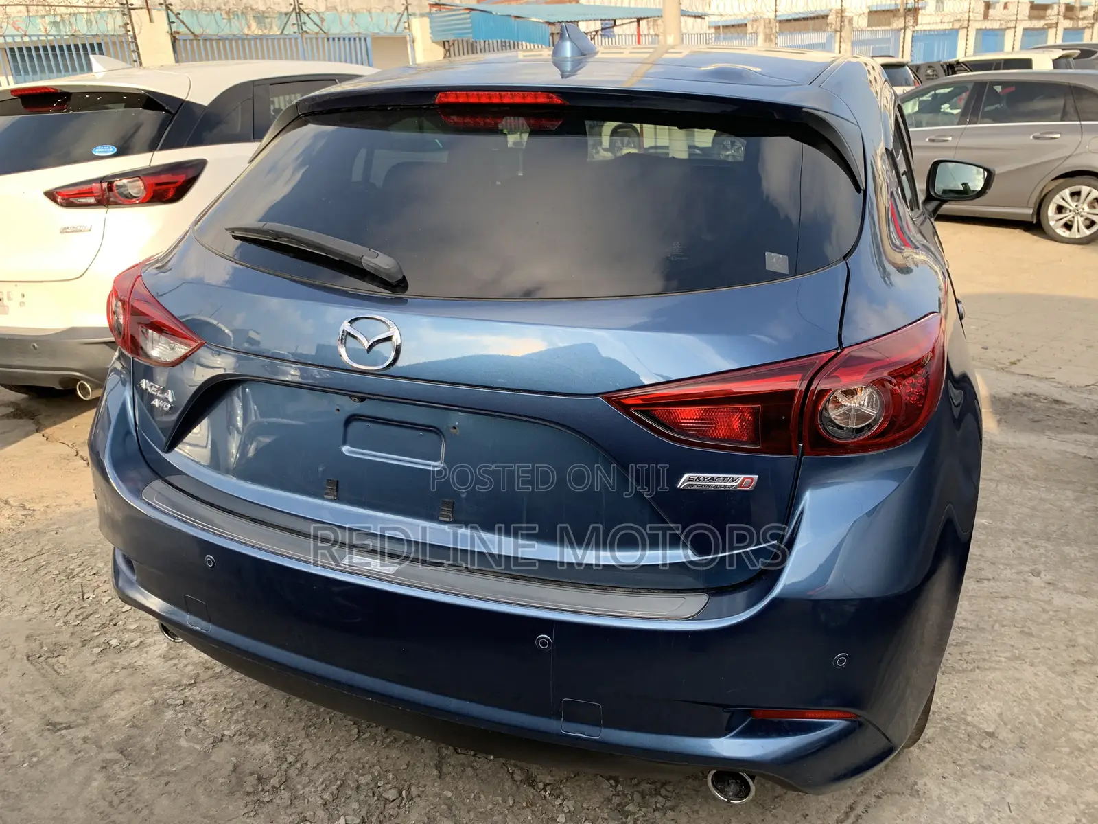 Mazda Axela 2018 Blue