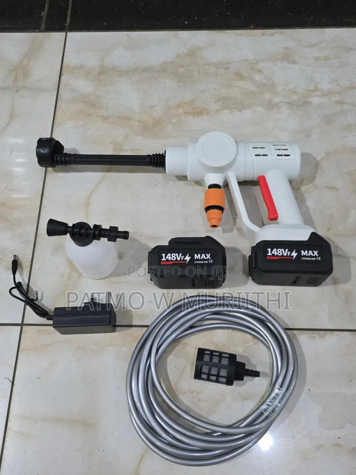 Portable Cordless Pressure Washer 188v Gun (2 Batteries)