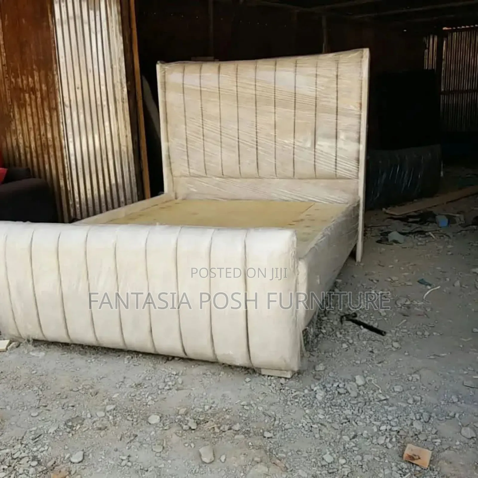 5 by 6 Snow-Fall Cream Chester Bed - Payment on Delivery