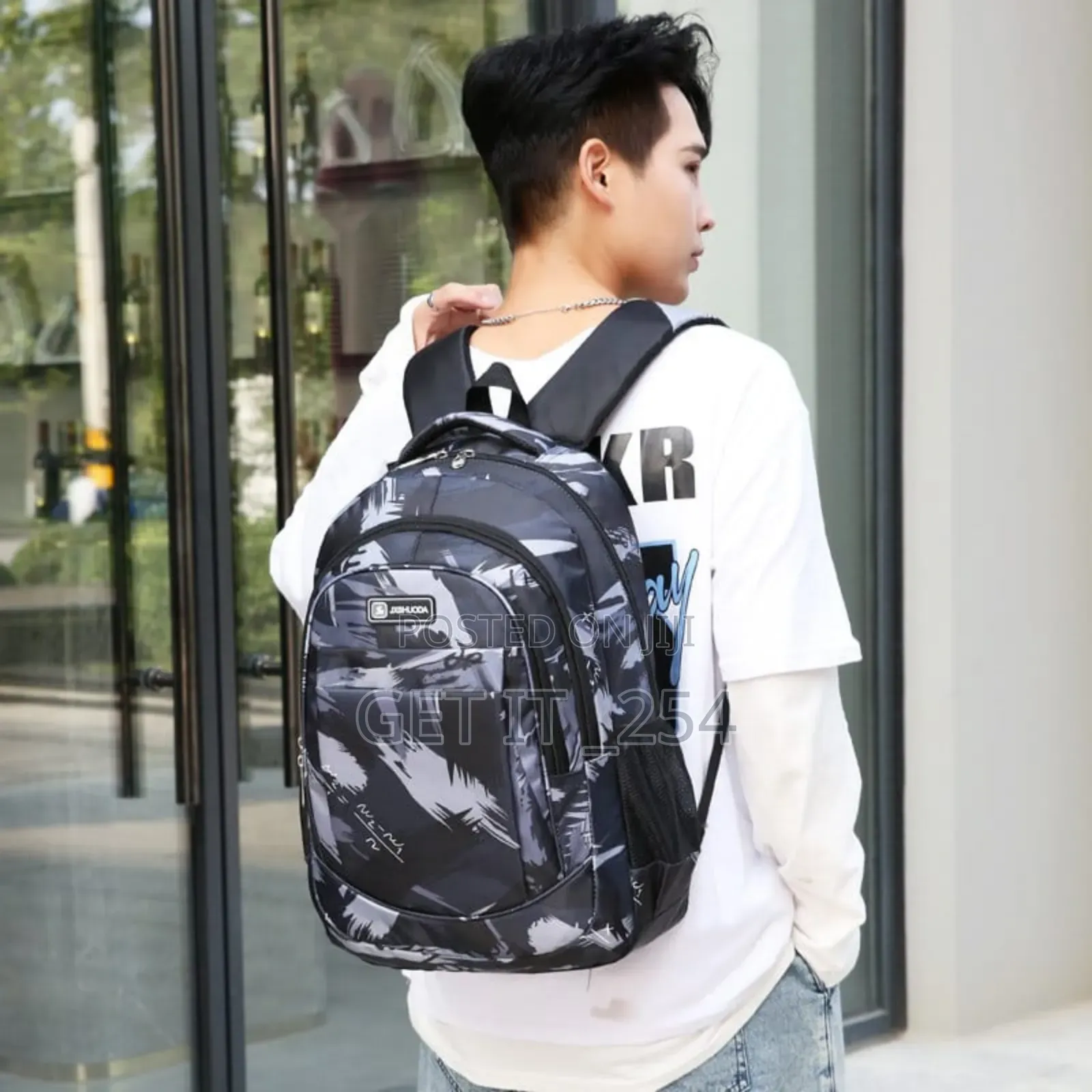 *Geometric Pattern School Bags*

▫Size : 31*45*20cm
