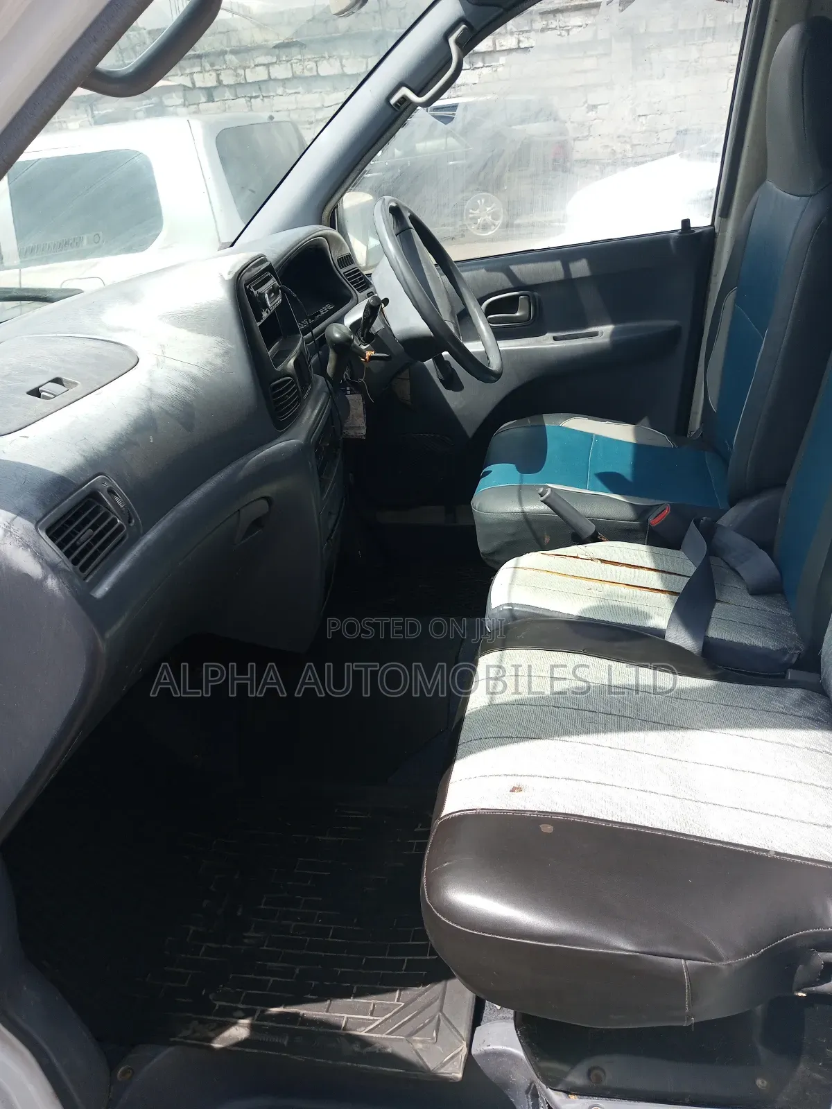 Toyota TownAce 2000 White