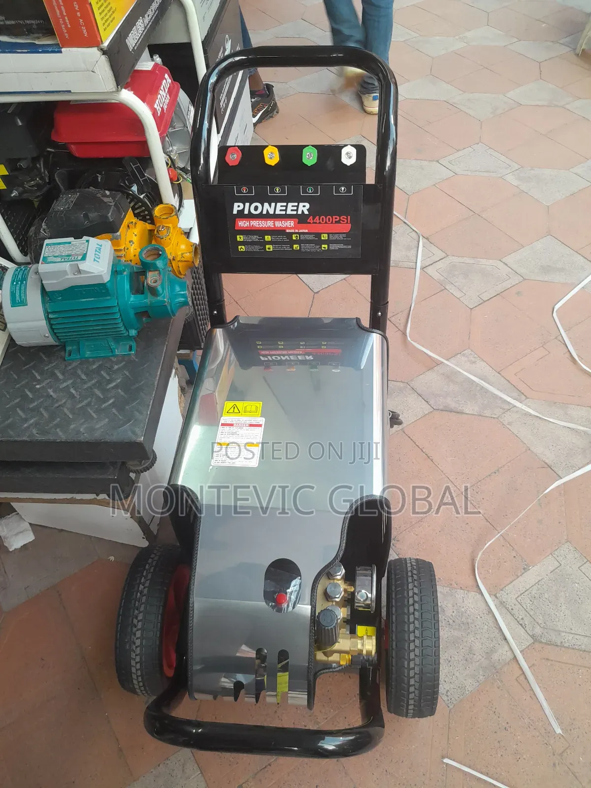 Pioneer 4400psi Car Wash Machine