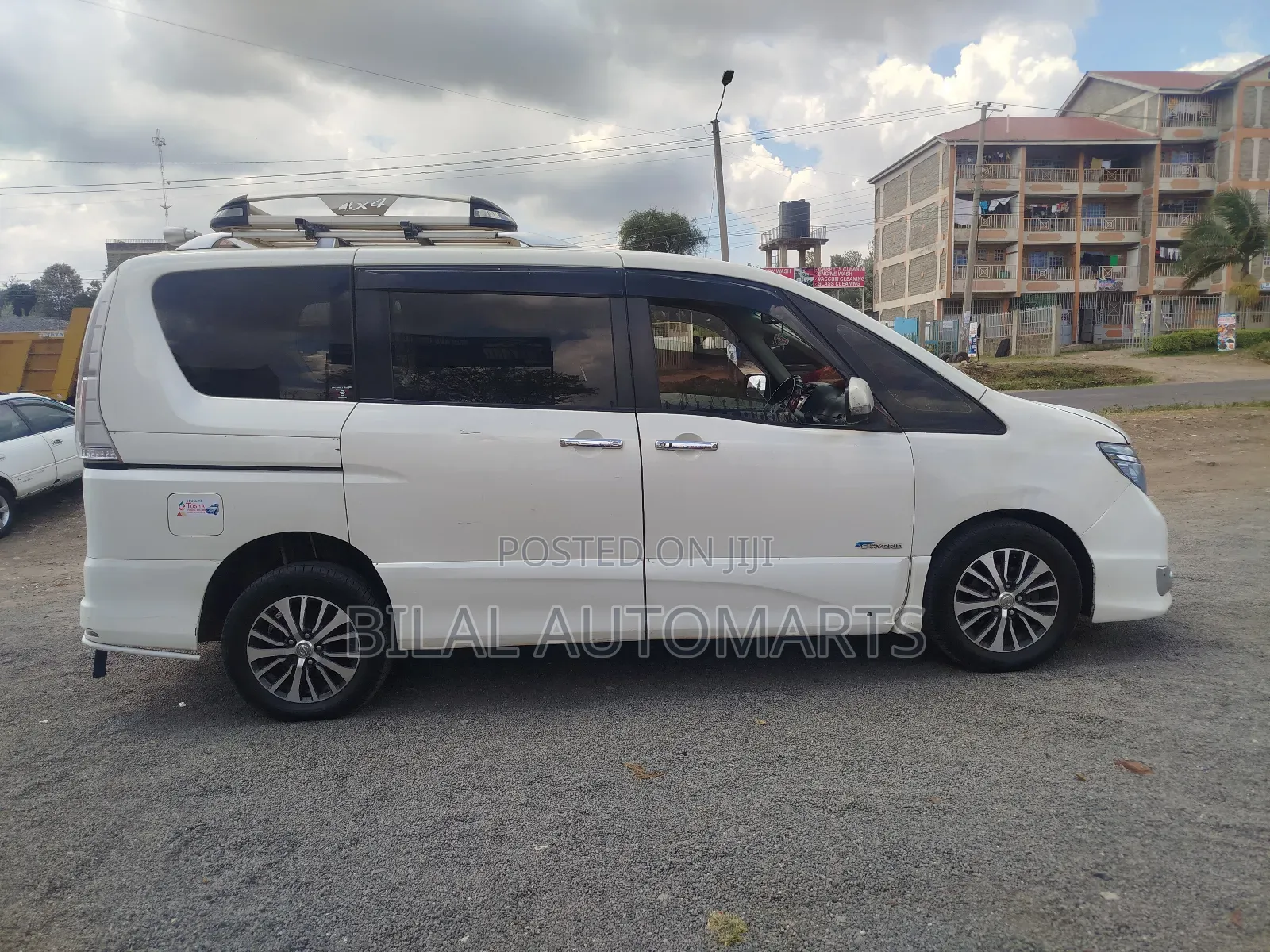 Nissan Serena 2015 White