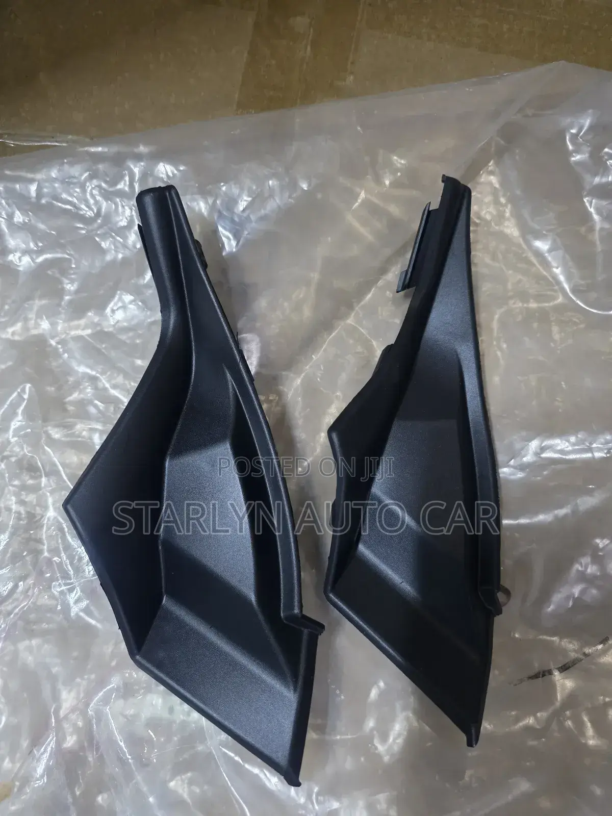 ​Windscreen Side Molding Finisher for Mitsubishi Outlander (2015–2018)