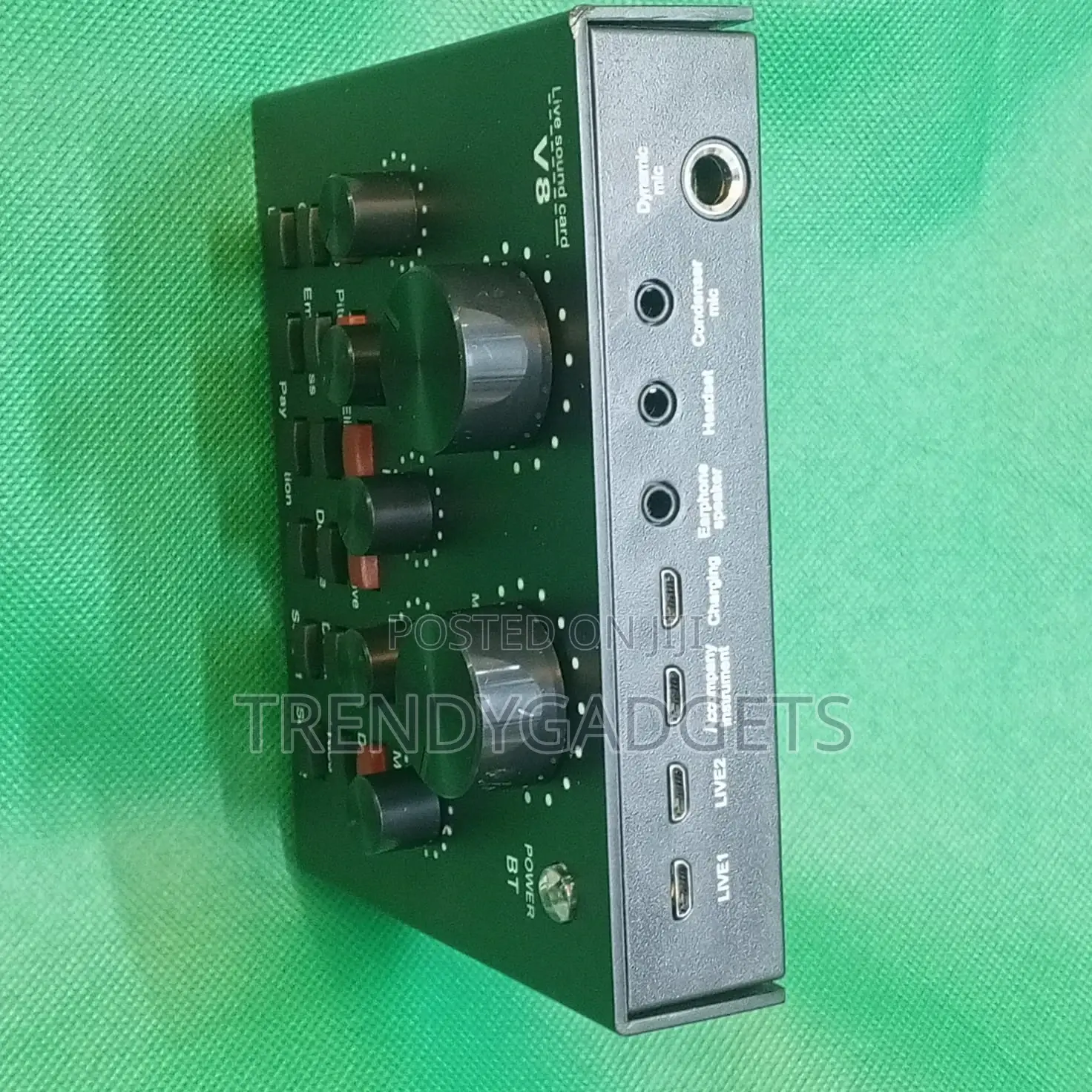 V8 Audio Mixer Sound Card With Voice Effects Eq Control