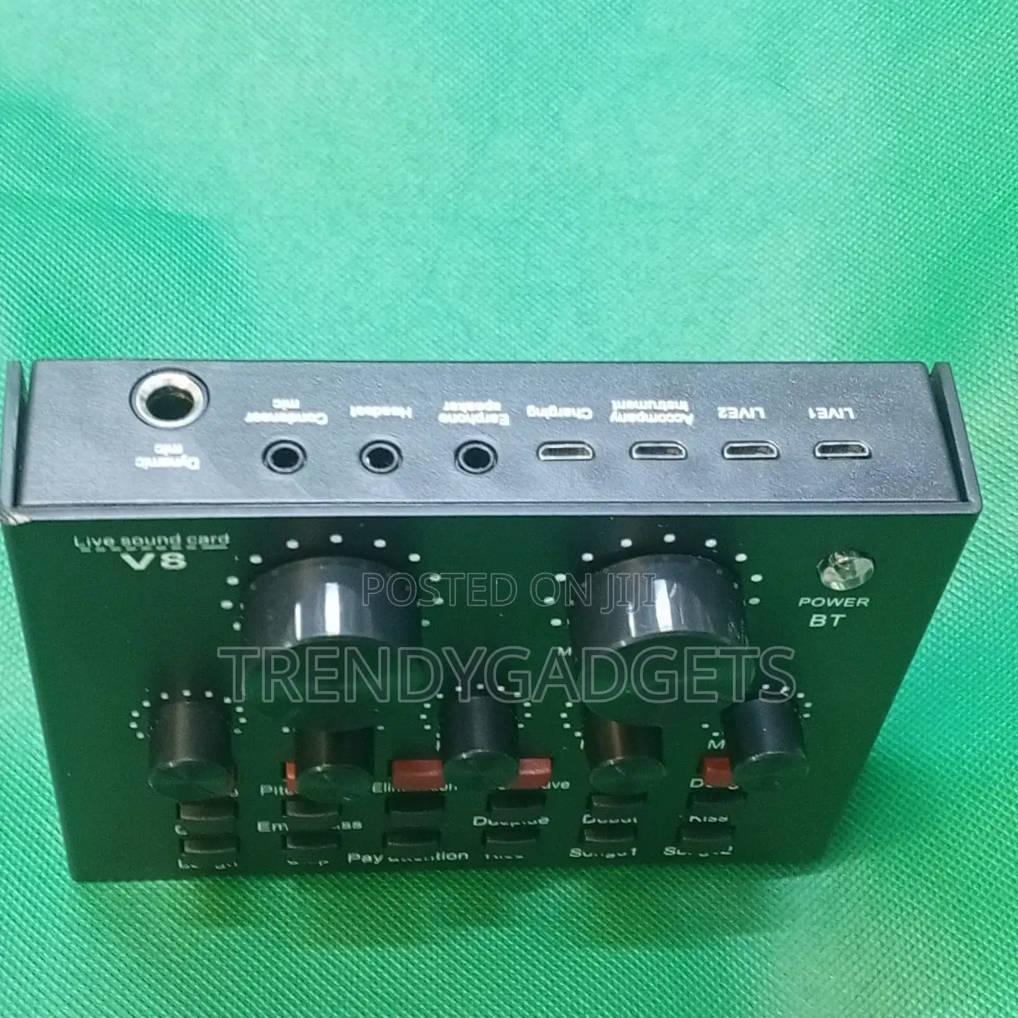 V8 Audio Mixer Sound Card With Voice Effects Eq Control