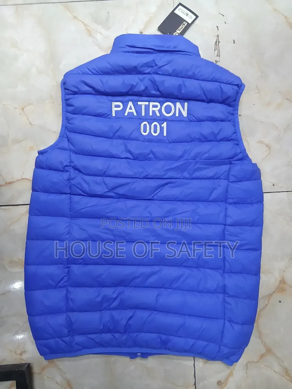 Hooded Jacket to Protect Against Wind and Cold