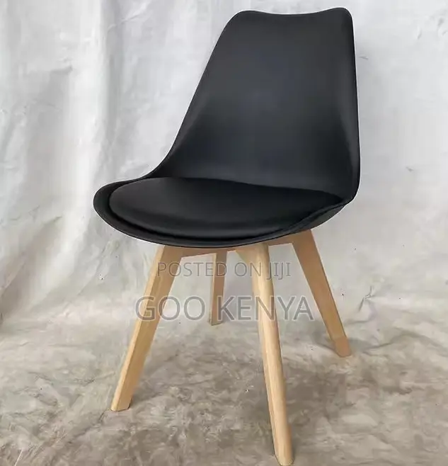 Home Chair; Custom Color Pp Plastic Dining Chair With Wood Base